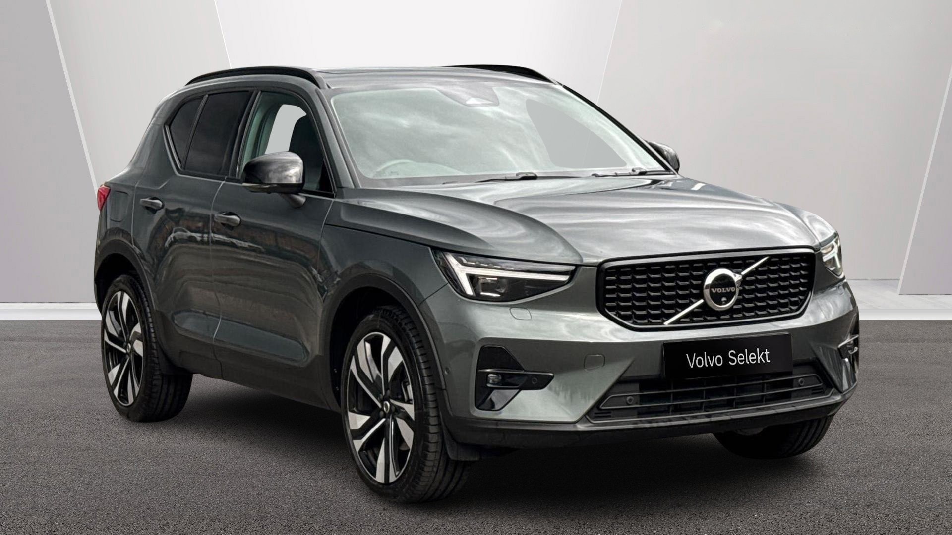 2026 Volvo XC40