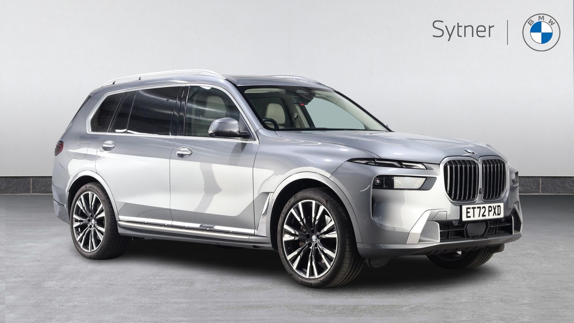 2022 BMW X7