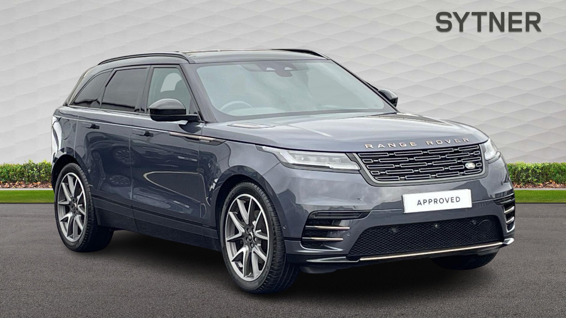 2025 Land Rover Range Rover Velar