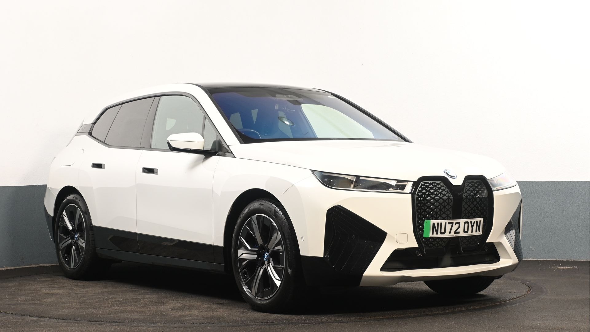 2022 BMW iX