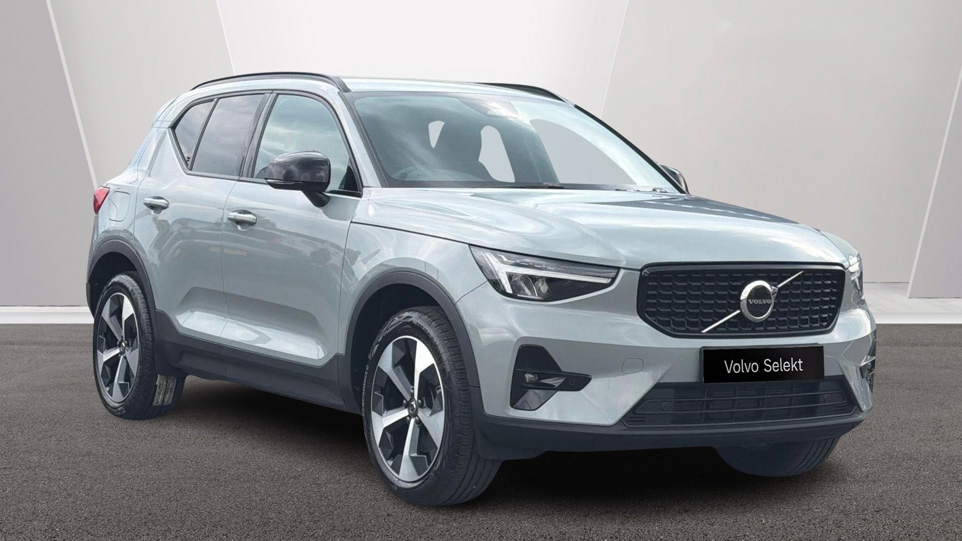 2026 Volvo XC40