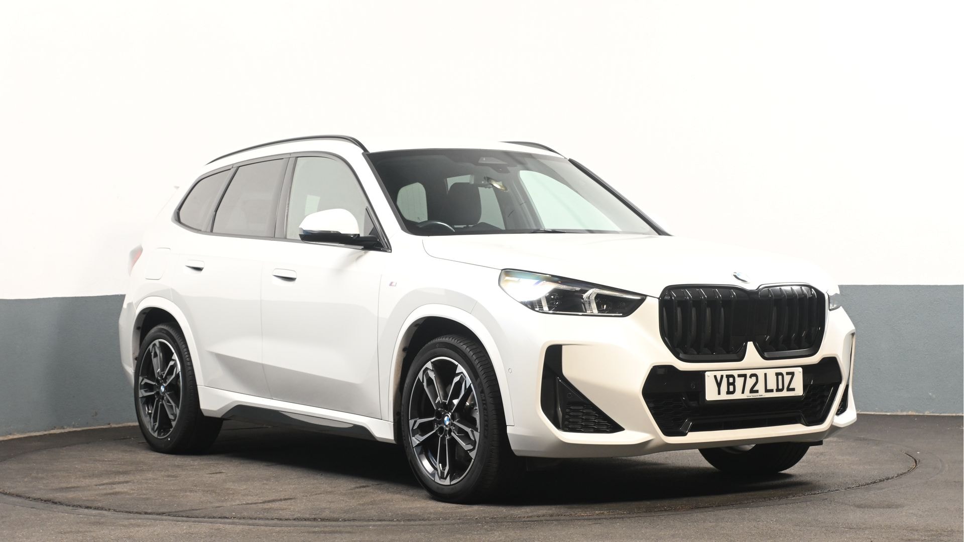 2022 BMW X1