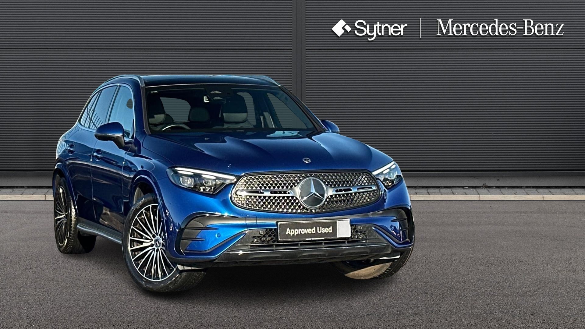 2023 Mercedes-Benz GLC