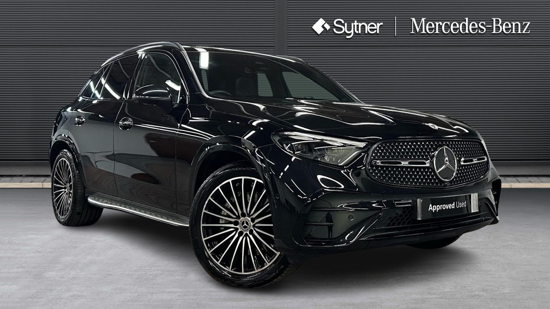 2025 Mercedes-Benz GLC